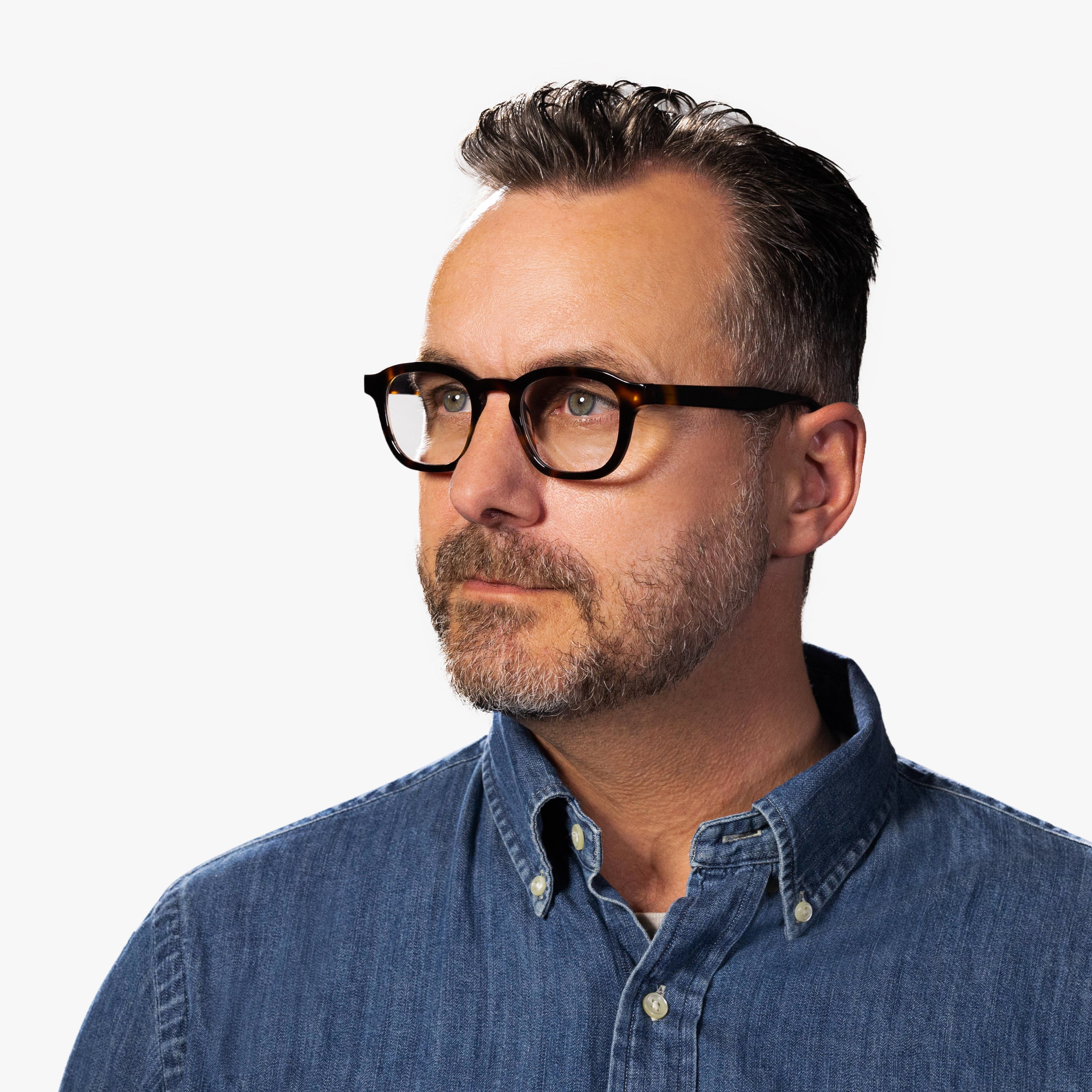 Luxreaders stylish Men's Reykjavik Light Turtle Reading glasses. Made from Bio-acetate in a Square shape.