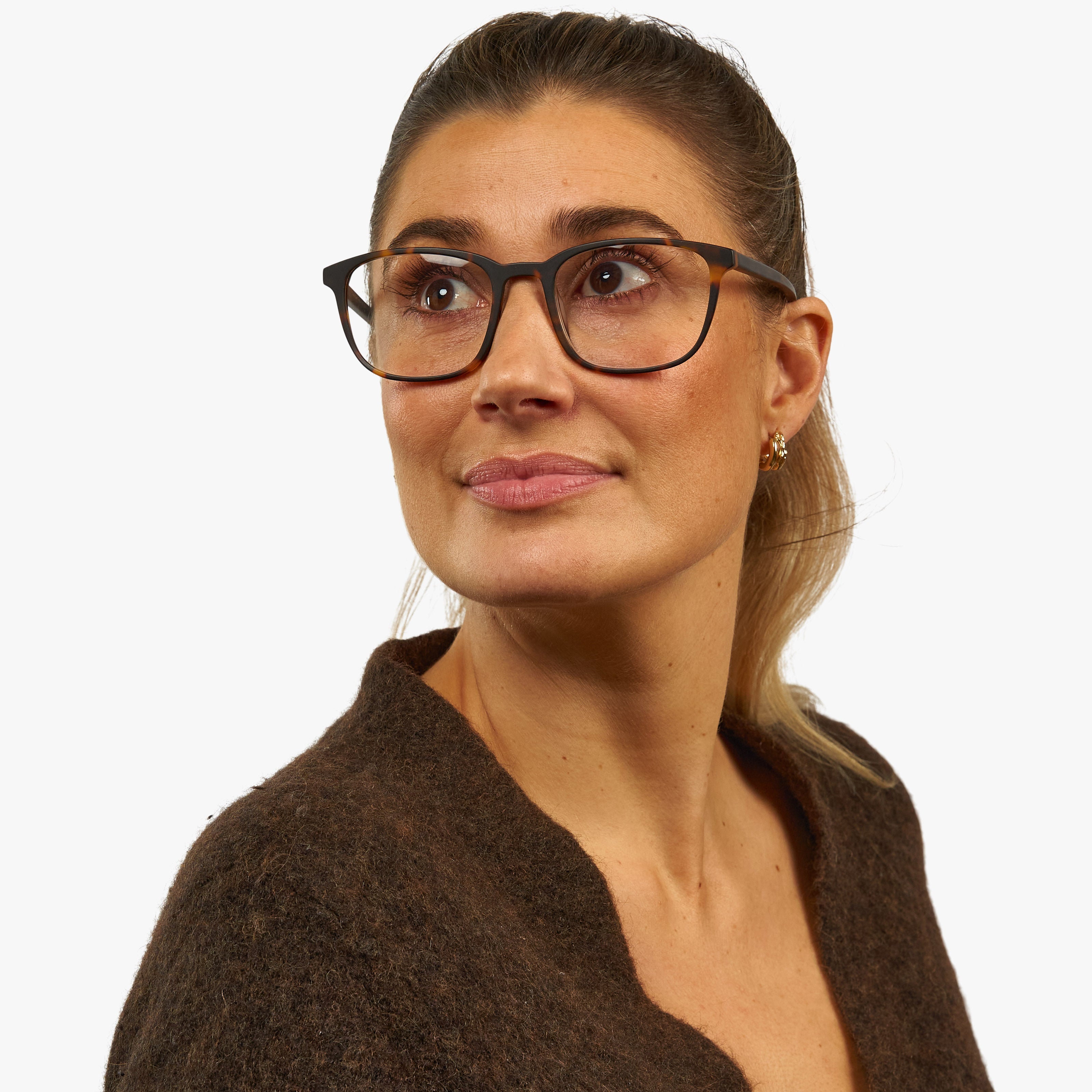 Luxreaders stylish Women's Ebeltoft Dark Turtle Reading glasses. Made from Acetate in a Square shape.