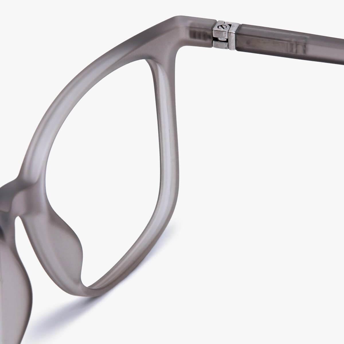Luxreaders stylish Fyn Grey Reading glasses. Made from Rubber in a Square shape.