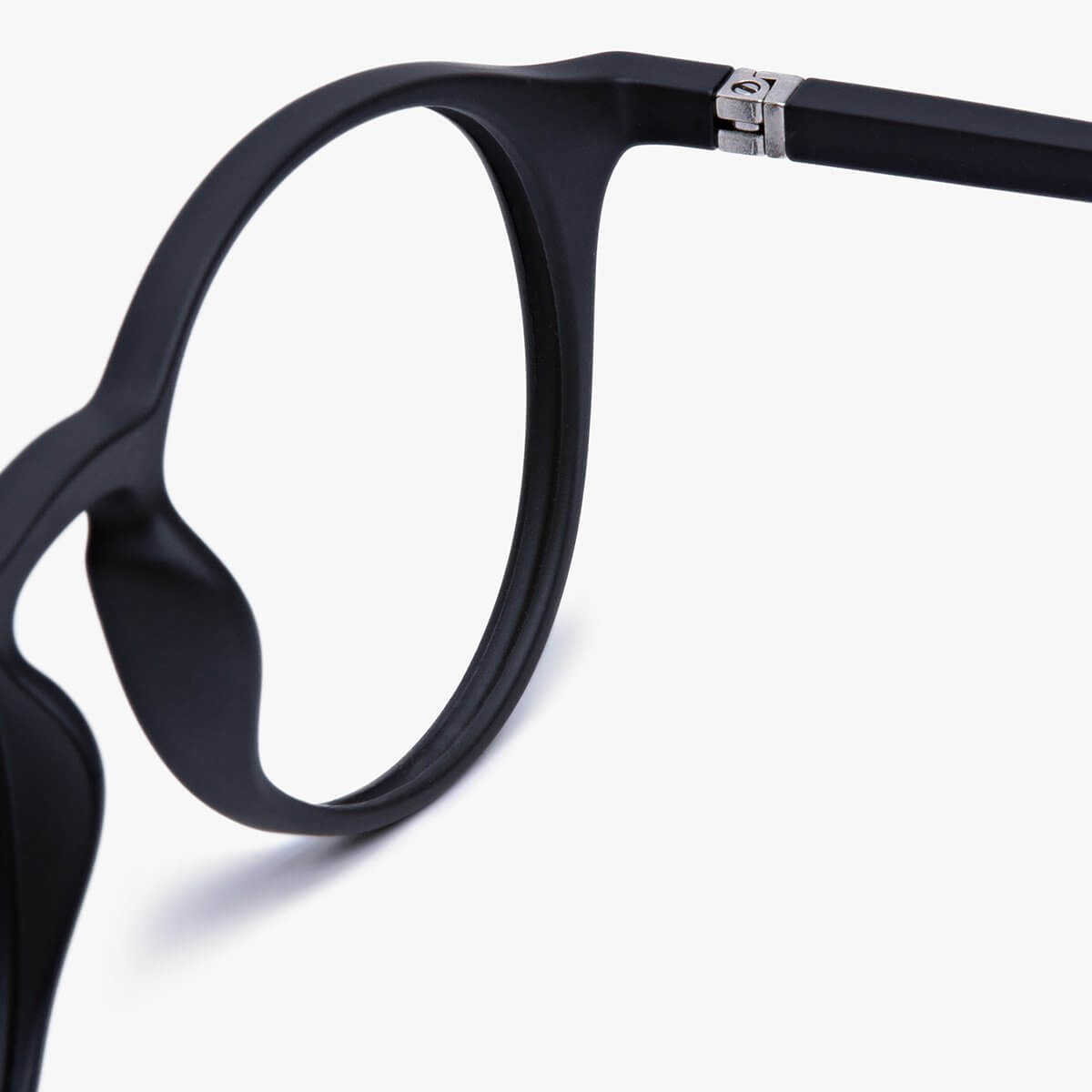 Luxreaders stylish Læsø Black Reading glasses. Made from Rubber in a Round shape.