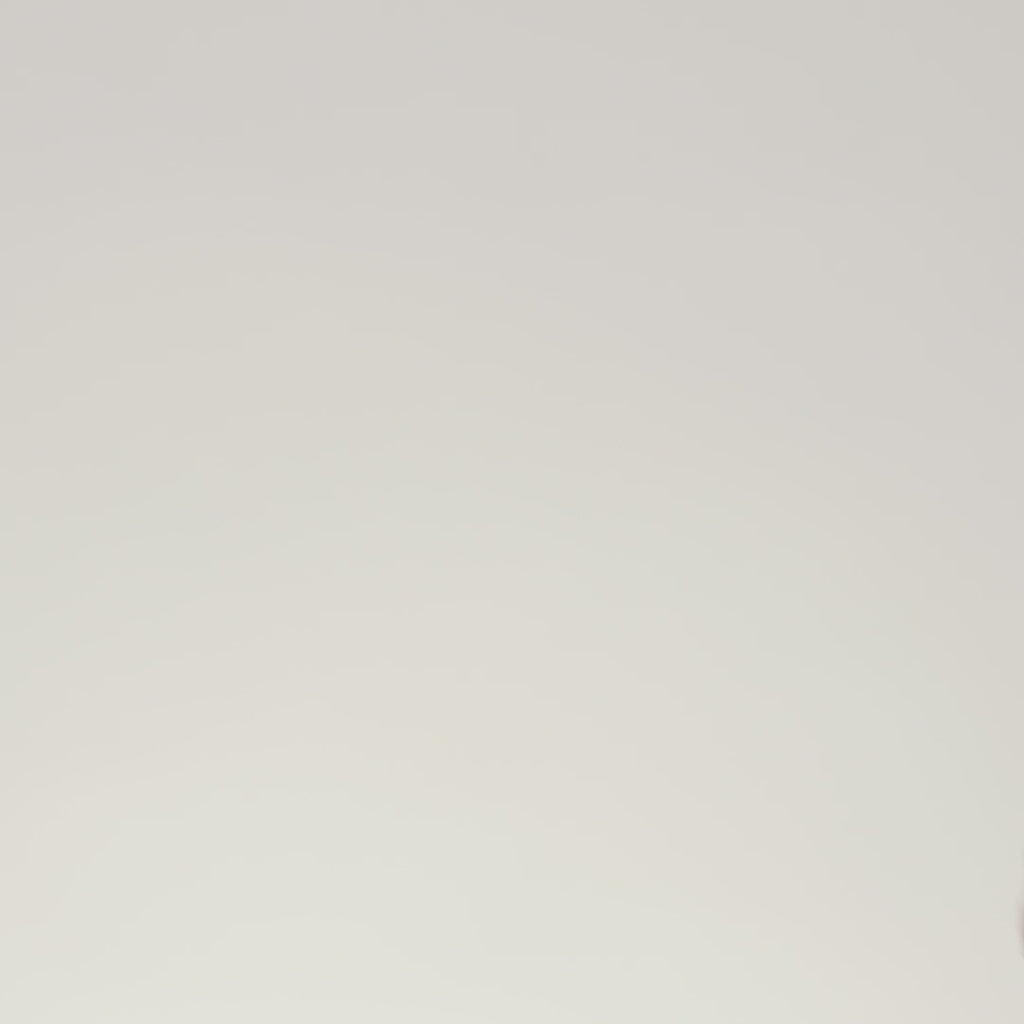 Luxreaders stylish Women's Tromsø Gold Reading glasses. Made from Stainless steel in a Round shape.